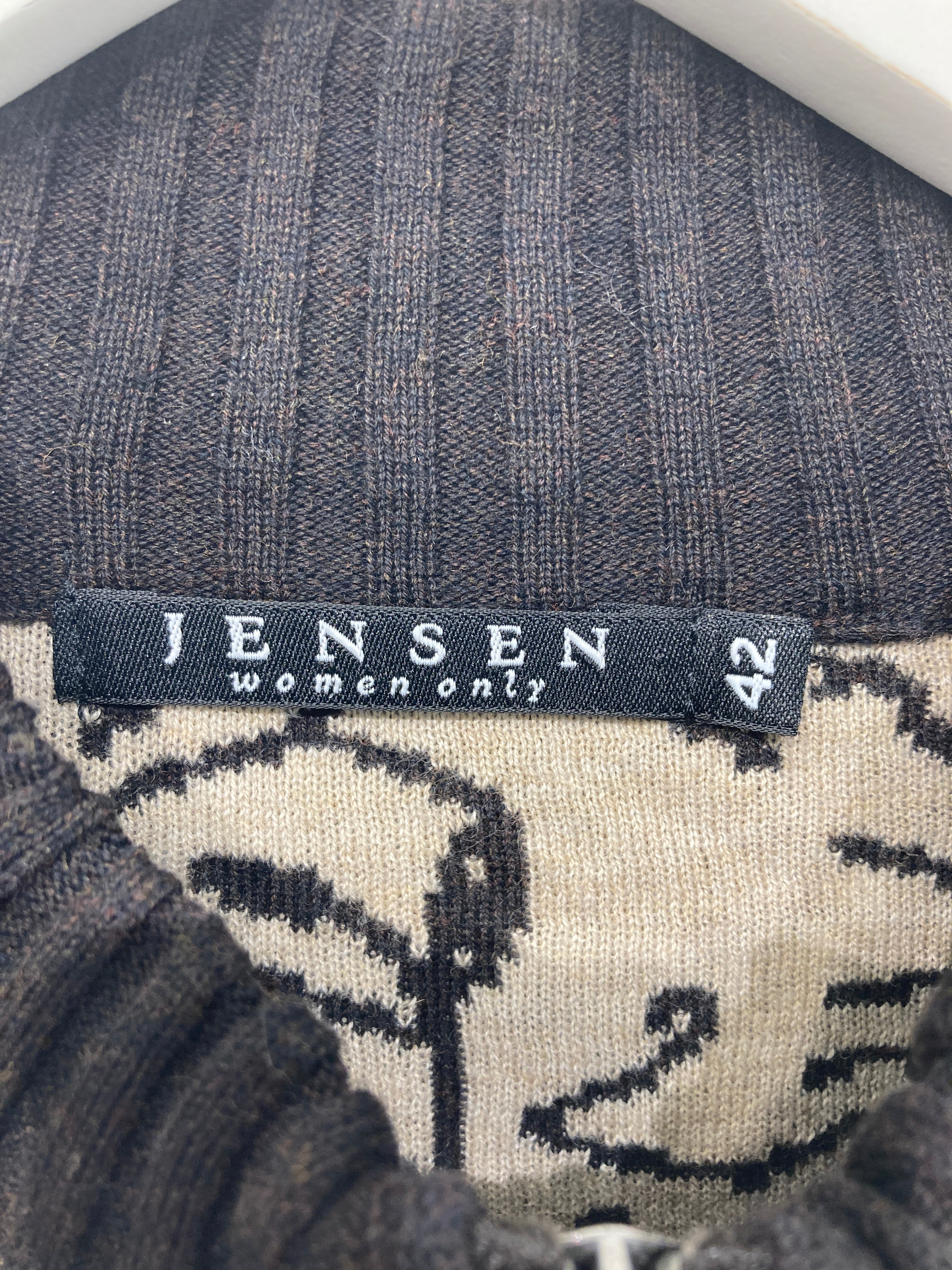 Jensen Women Cardigan